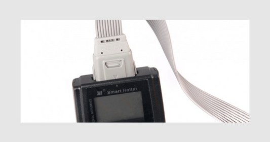 Sistema CardioSW Holter: grabadora MC6800 de 3 y 12 canales para estudios de 24 a 72 horas